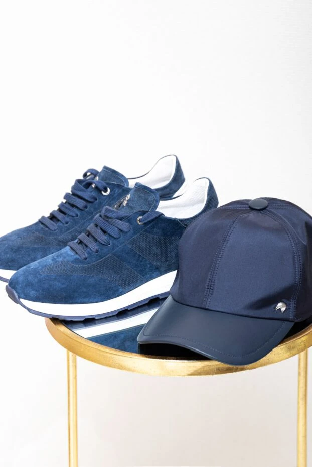 Ерлерге арналған көк былғары және жібек шапан - фото 2