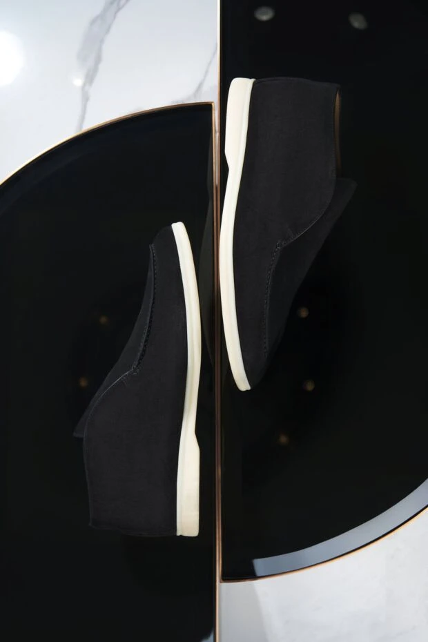 Мужские лоферы из натурального нубука чёрного цвета на светлой подошве - фото 2