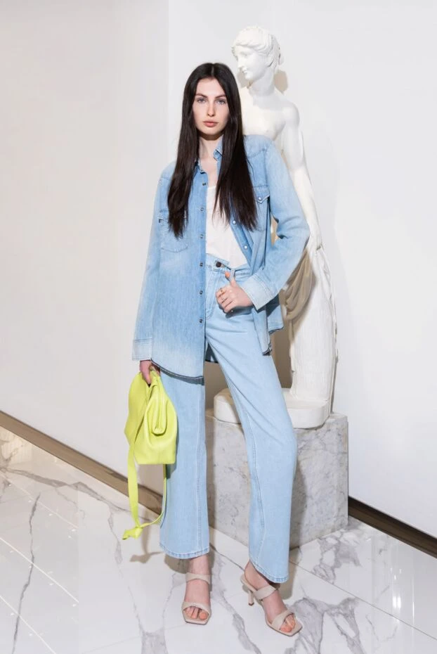 Джинсы классической формы светло-голубого оттенка из хлопка - фото 2