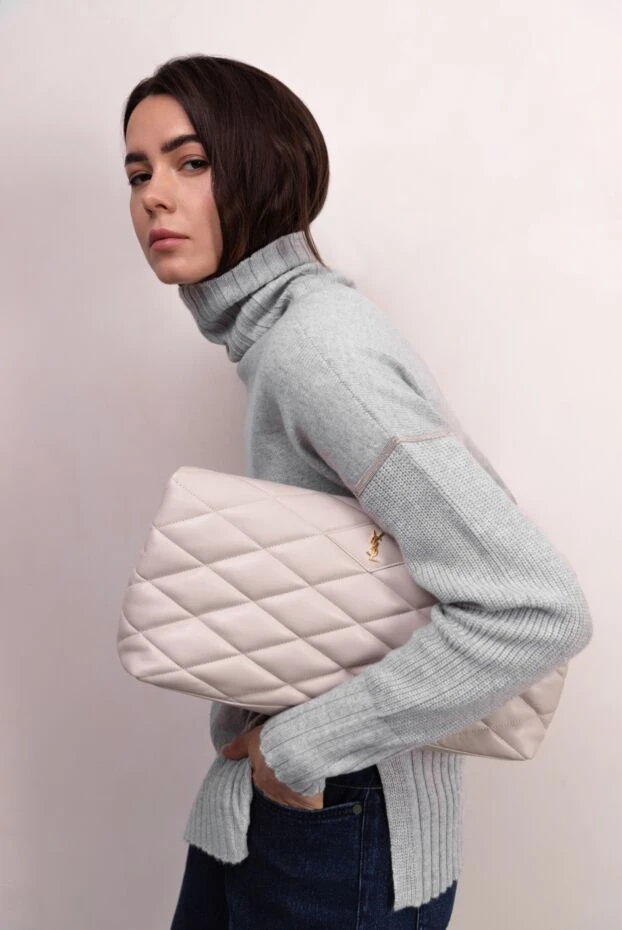 Saint Laurent клатч-конверт sade puffer из ламе-кожи белый стёганый 171143 - фото 3