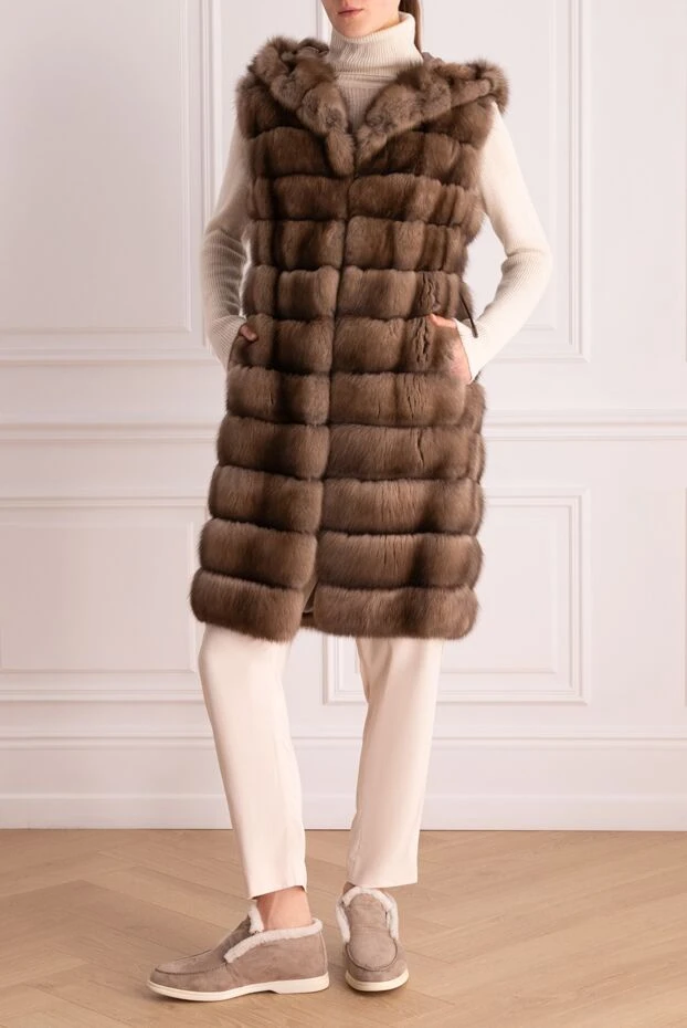 Fabio Gavazzi woman women's brown sable fur vest купить с ценами и фото 172161 - photo 2