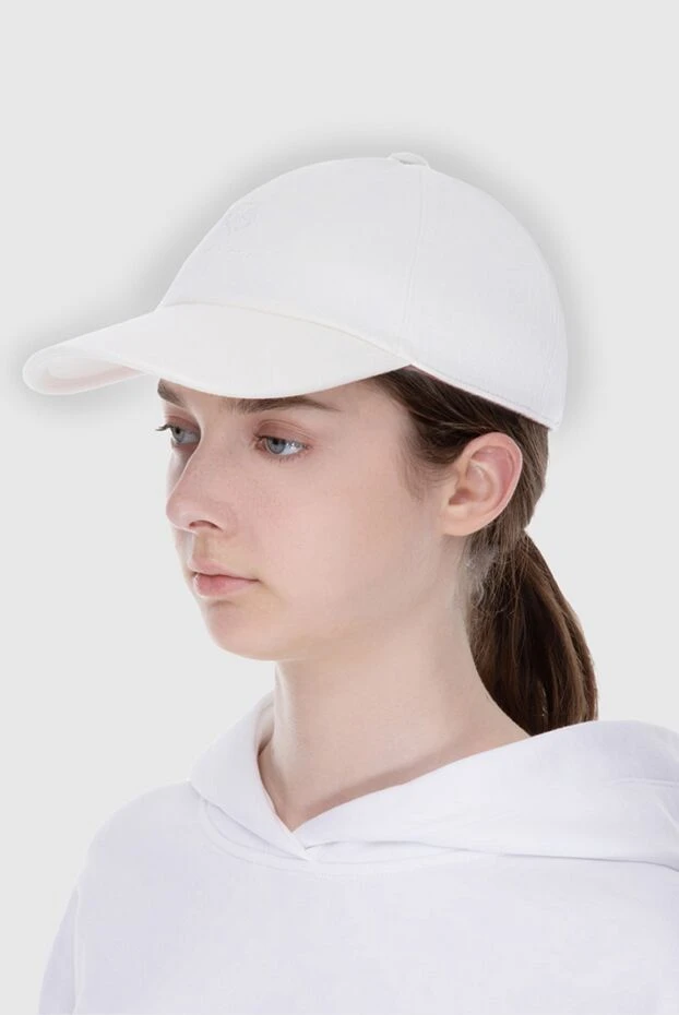 Loro Piana man women's white cashmere cap купить с ценами и фото 172226 - photo 2