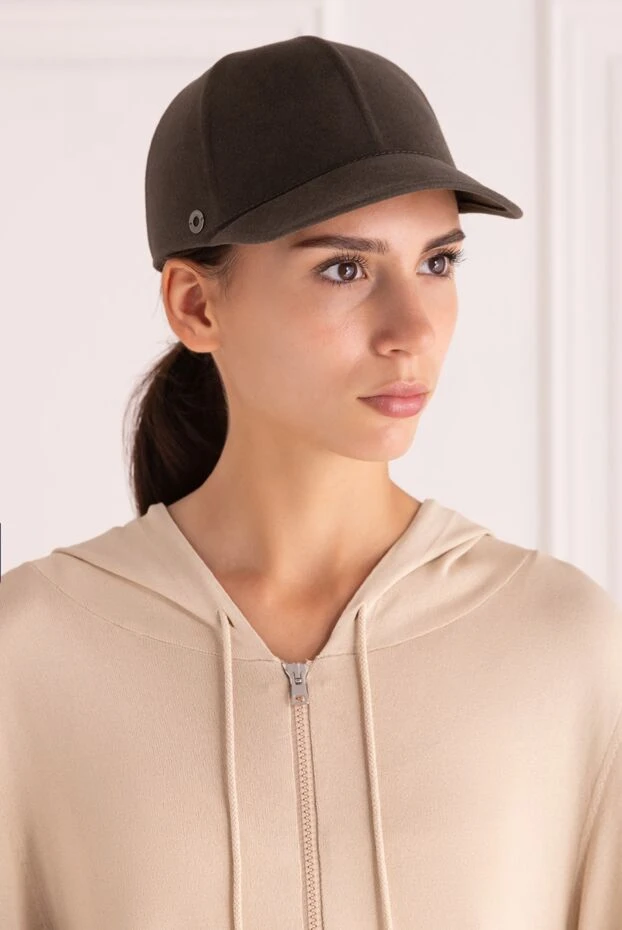 Loro Piana woman gray felt and cashmere cap for women купить с ценами и фото 172670 - photo 2