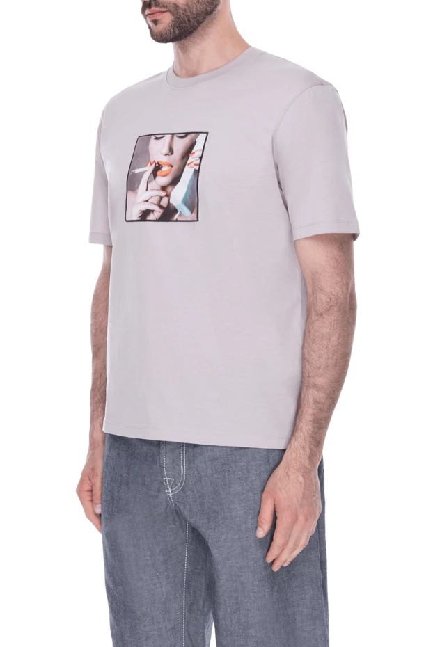 Limitato әйелдің портреті қызыл ерін далабы мен телефоны бар ерлер футболкасы
 172830 - фото 3