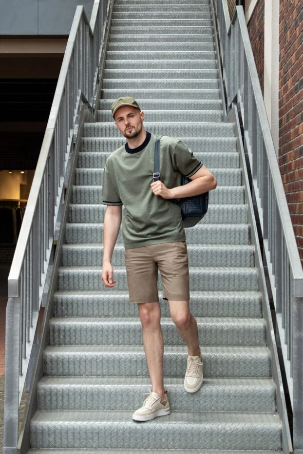 Еркектерге арналған белдемесі бар ашық қоңыр түсті зығыр шорт - фото 2