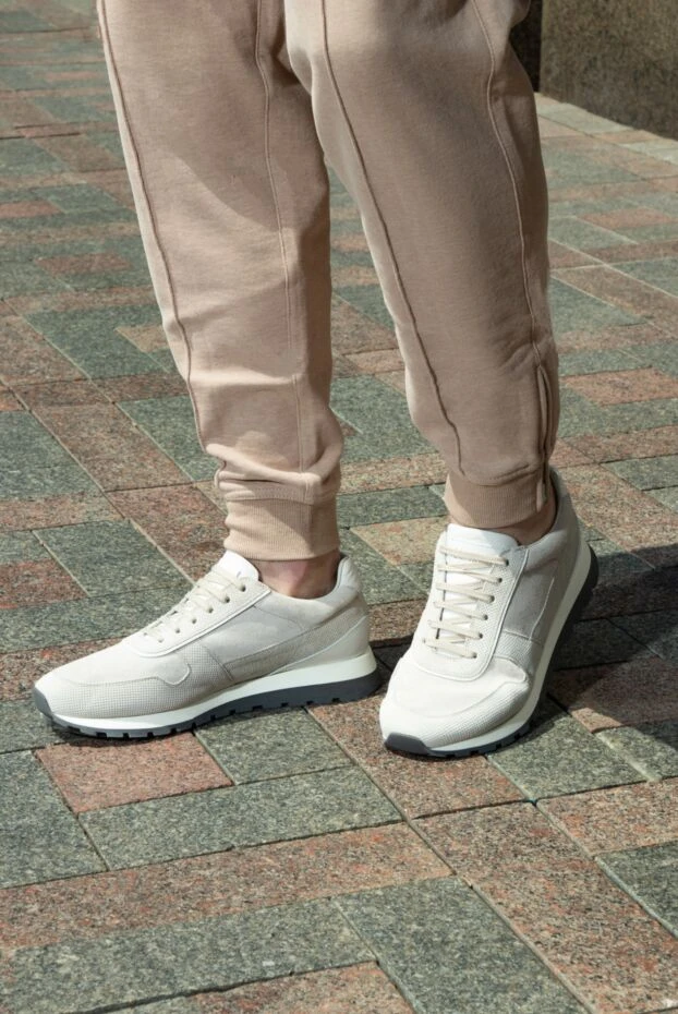 Brunello Cucinelli beige suede sneakers for men 173536 - photo 3