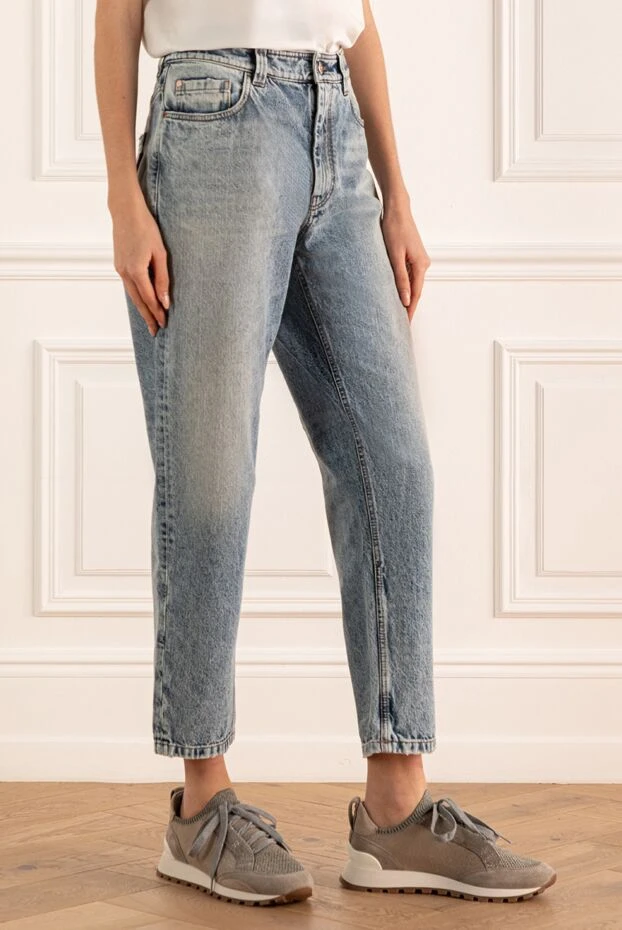 Brunello Cucinelli джинсы светло-голубые из вареного денима женские 173557 - фото 3