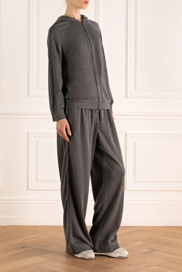 Brunello Cucinelli мягкий костюм из шелковистого трикотажа в темно-сером цвете 173586 - фото 3