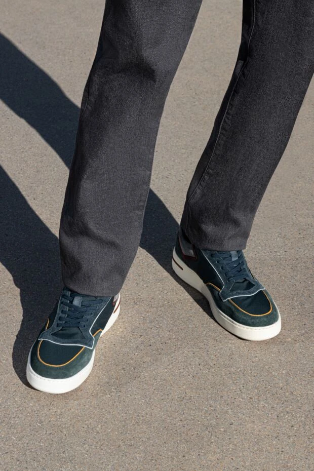 Loro Piana үстіңгі нейлон және сәндік сызықтары бар көк кроссовкалар
173978 - фото 2