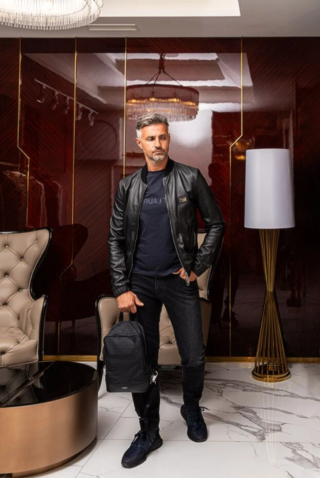 Dolce & Gabbana куртка из кожи черная мужская с металлическим лого 174274 - фото 2