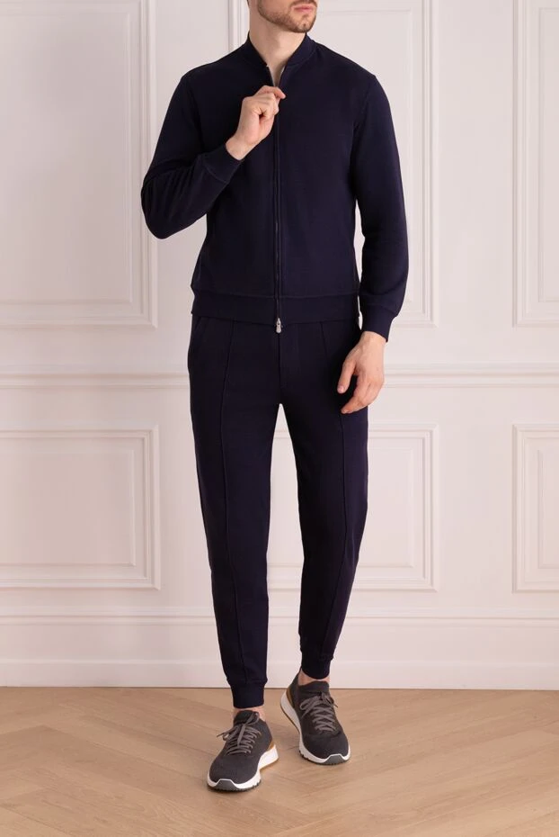Brunello Cucinelli қарапайым жағасы мен манжеттері бар қалың трикотаждан жасалған костюм.
 174929 - фото 2