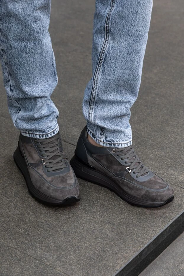 Ерлерге арналған сұр нубук кроссовкалары - фото 2