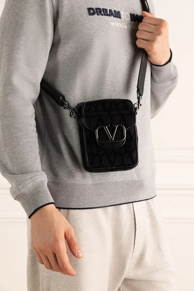 Valentino man shoulder bag made of genuine leather black купить с ценами и фото 175299 - photo 2