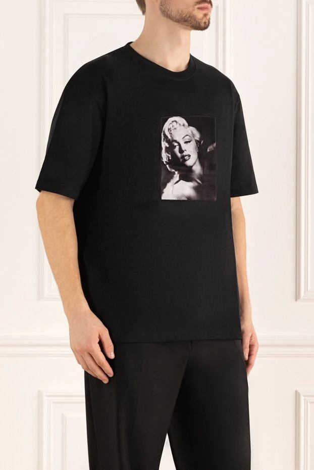 Limitato әдемі портреті бар қара ерлерге арналған мақта-мата футболка 176004 - фото 3