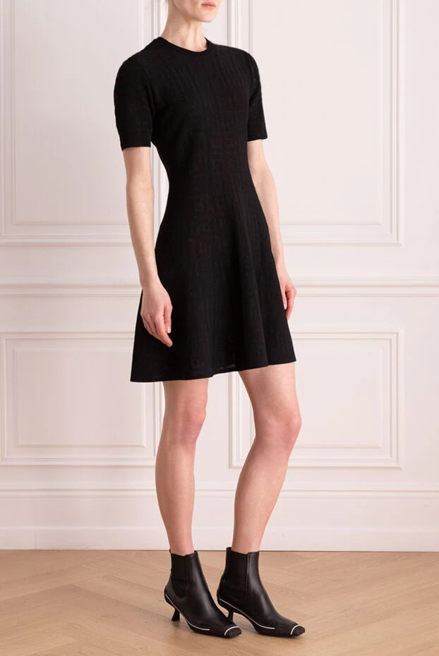 Givenchy women's black knit dress with a flared skirt
 176461 - photo 3