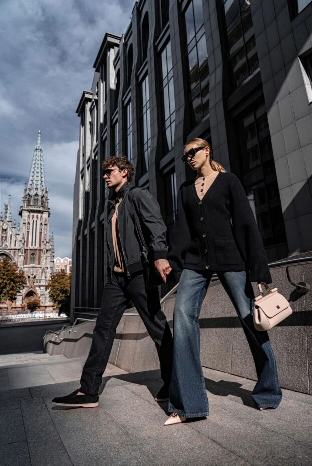 Khaite боди из мягкой вискозы с длинным рукавом и контрастными пуговицами
 177638 - фото 2