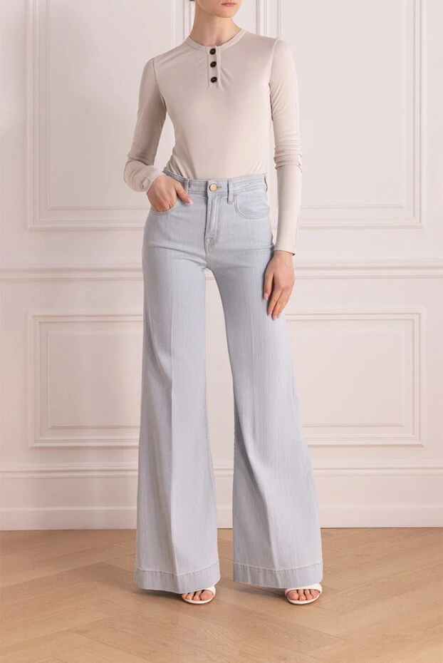 Jacob Cohen женские джинсы клеш из светлого хлопка с фактурной полоской
 177839 - фото 2