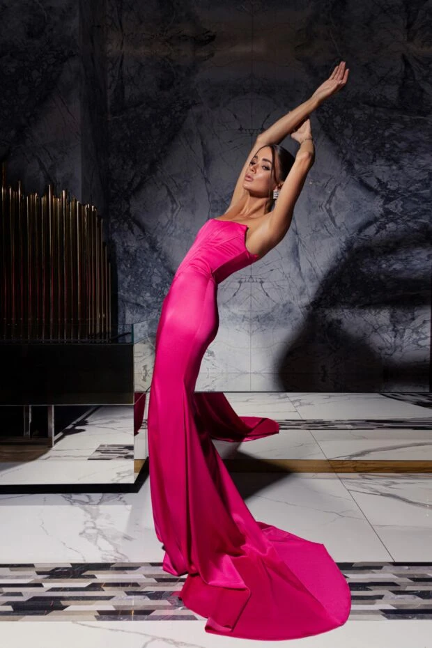 Giuseppe Di Morabito корсет көкірекше және драппен еденге арналған ыстық қызғылт көйлек
 177932 - фото 3