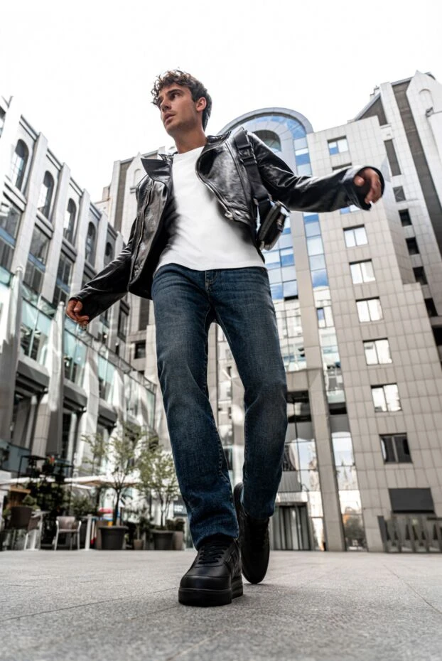 Givenchy smooth leather sneakers with a 3d logo on the side 178224 - photo 3