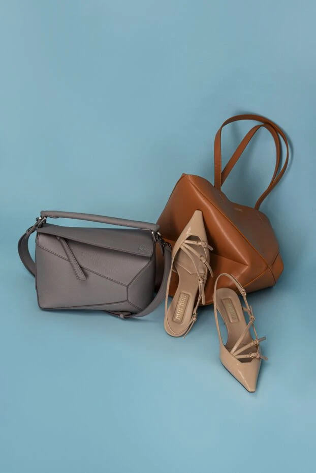 Туфли на каблуке из натуральной кожи женские бежевые - фото 2