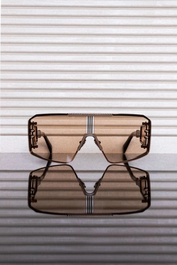 Balmain солнцезащитные очки маска с коричневой оправой и светлыми линзами 178639 - фото 3