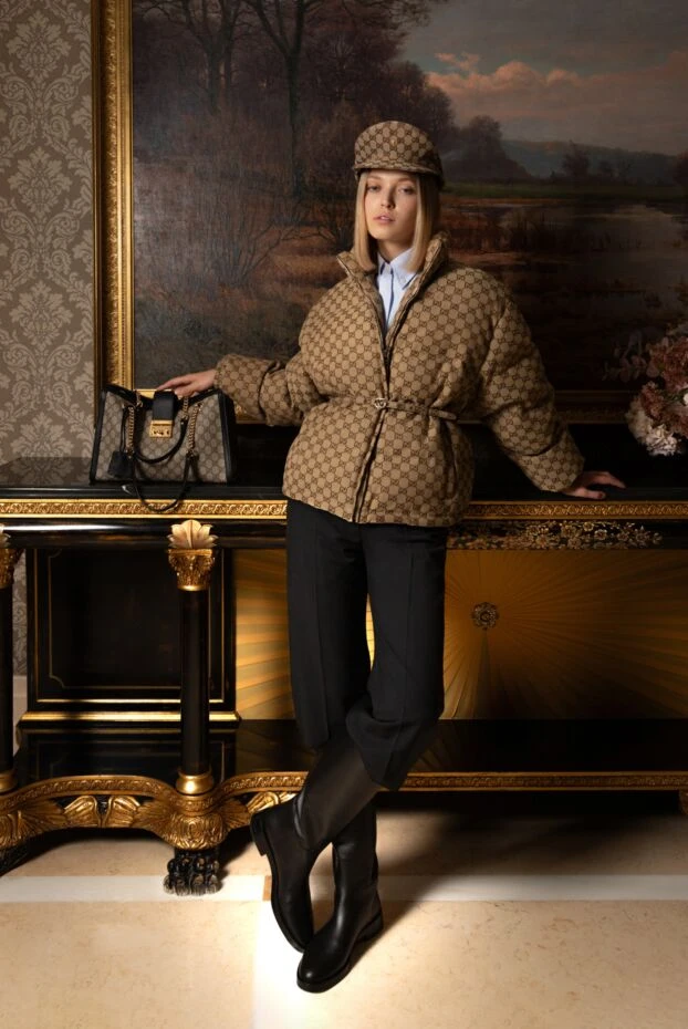 Prada голубая хлопковая рубашка женская с нагрудной вышивкой 178660 - фото 2