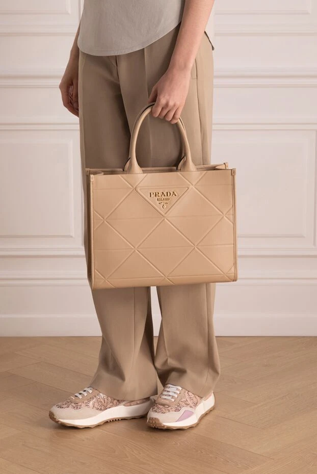 Prada woman beige women's genuine leather bag купить с ценами и фото 178669 - photo 2