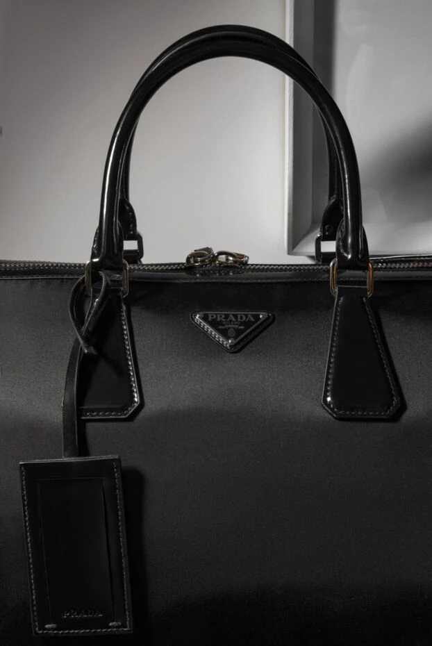 Prada сумка для путешествий мужская черная из полиамида 178702 - фото 2