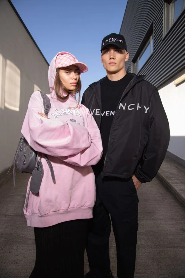 Balenciaga женская сумка через плечо le cagole xs серого цвета 
 179228 - фото 2