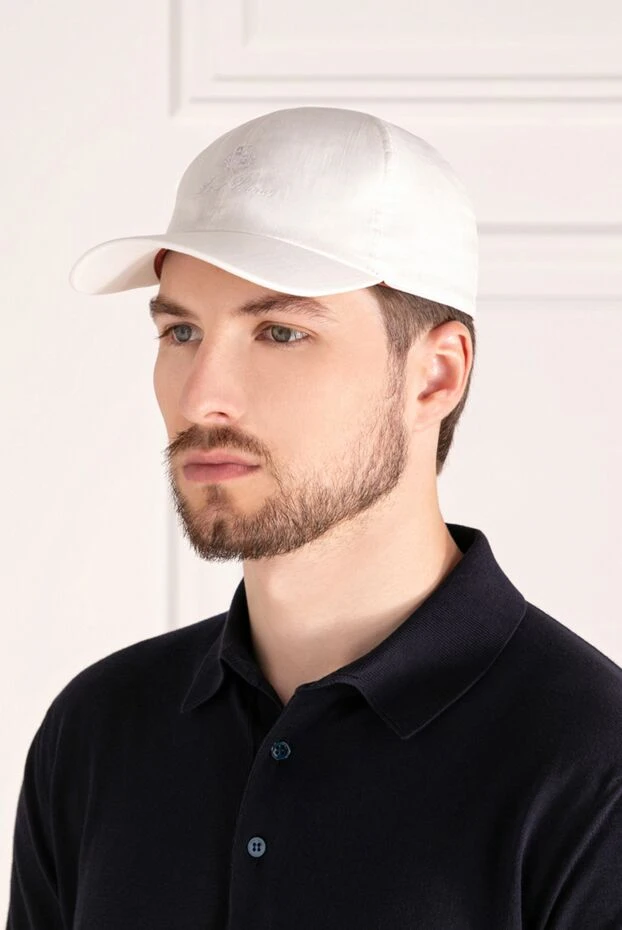 Loro Piana man men's white linen cap купить с ценами и фото 179696 - photo 2