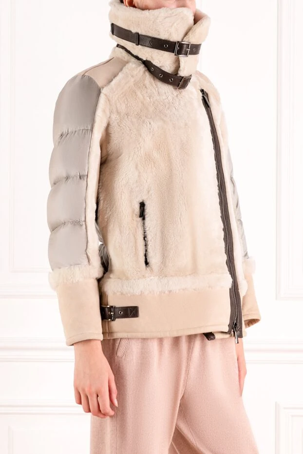 Moorer stylish women's down jacket with a fur collar and contrasting leather trim with a zipper

 180197 - photo 3