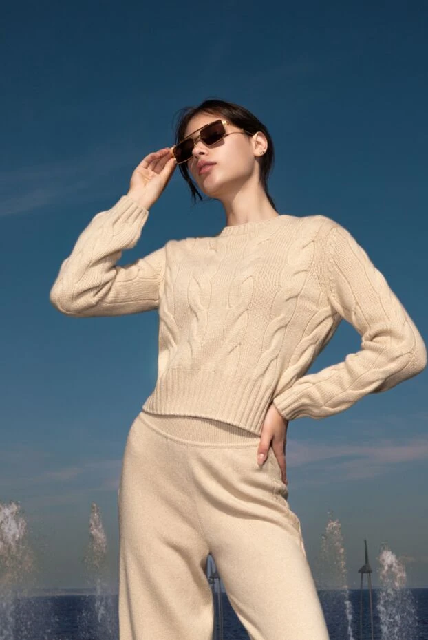 Loro Piana геометриялық өрнегі бар әйелдерге арналған бежевый кашемир костюмі 180431 - фото 3