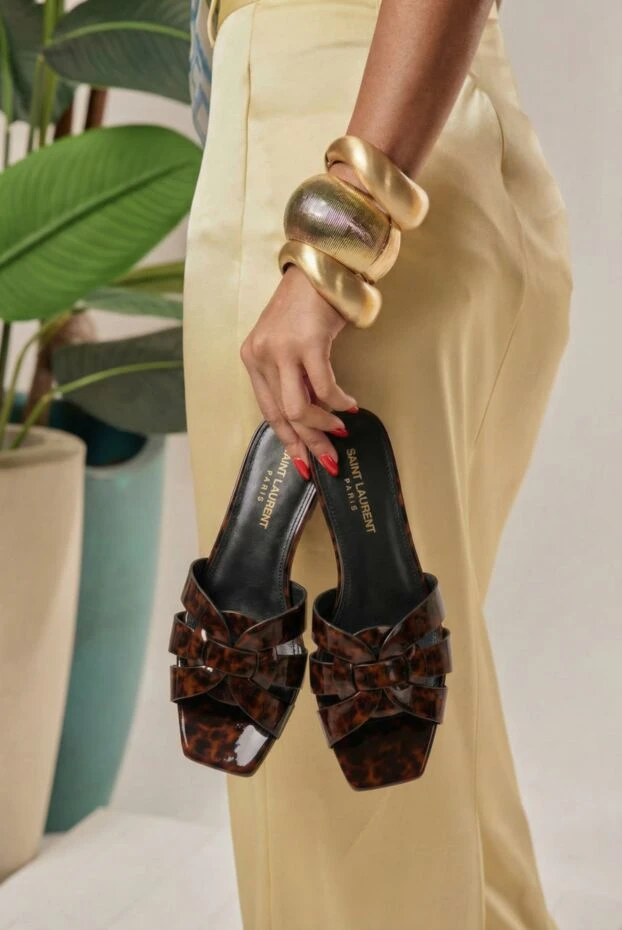 Saint Laurent женские коричневые босоножки из натуральной кожи 180522 - фото 2