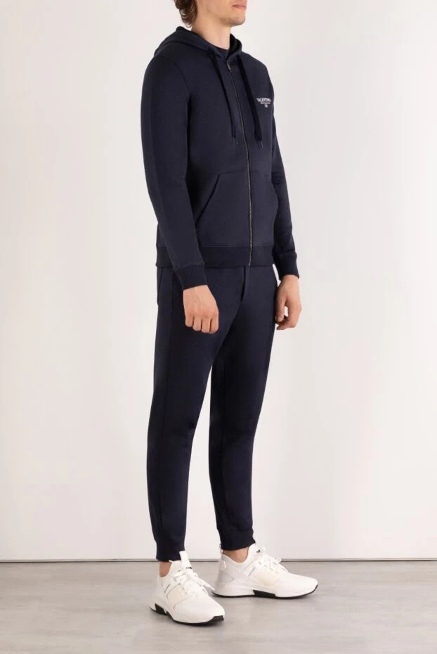 Valentino man walking suit купить с ценами и фото 180666 - photo 2