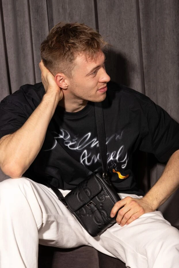 Gucci сумка через плечо черная кожаная  с орнаментом jumbo gg 180737 - фото 2