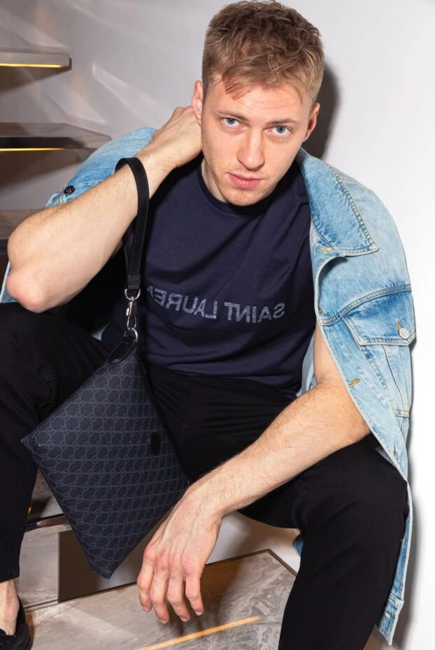 Saint Laurent мужская футболка хлопковая черная базовая с едва заметным логотипом
180782 - фото 2