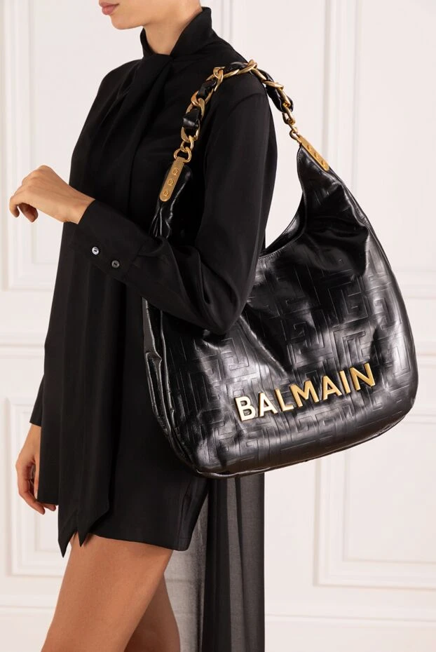 Balmain Әйелдер pb labyrinth монограммасы бар бедерлі мыжылған бұзау терісінен тігілген үлкен жұмсақ хобо сөмке купить с ценами и фото 181138 - фото 2