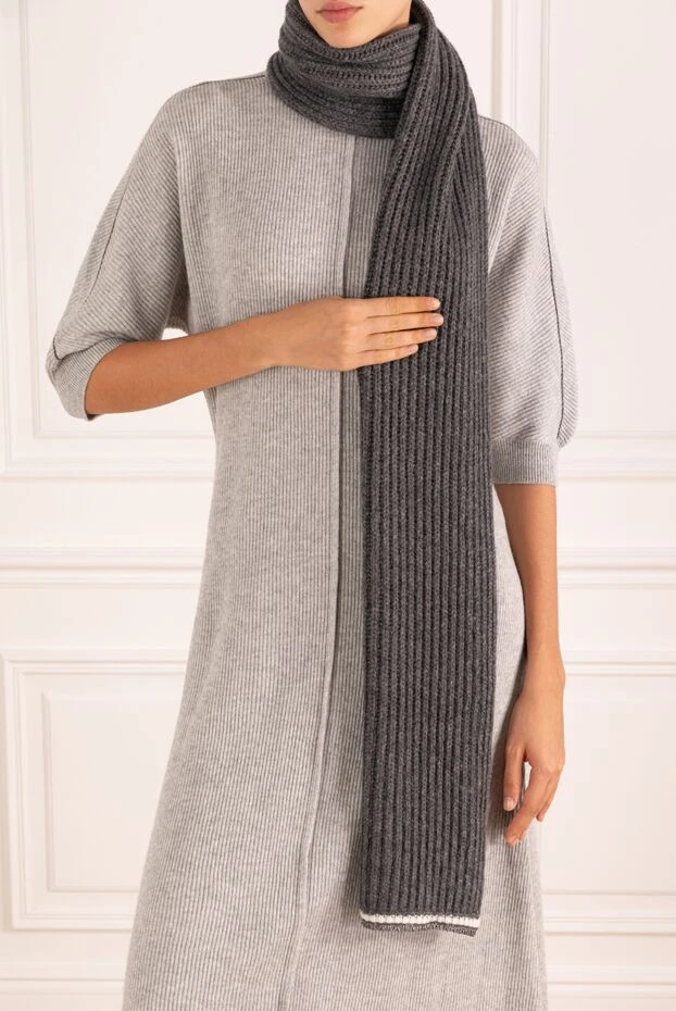 Brunello Cucinelli women's cashmere scarf gray 181223 - photo 2