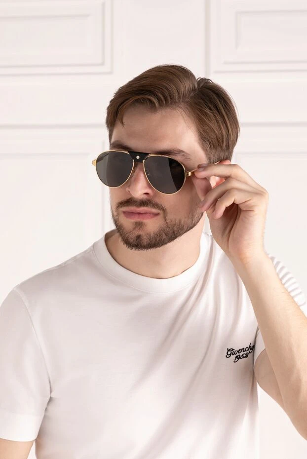 Cartier авиаторы в золотистой оправе с чёрными дужками и затемнёнными линзами
 181261 - фото 3