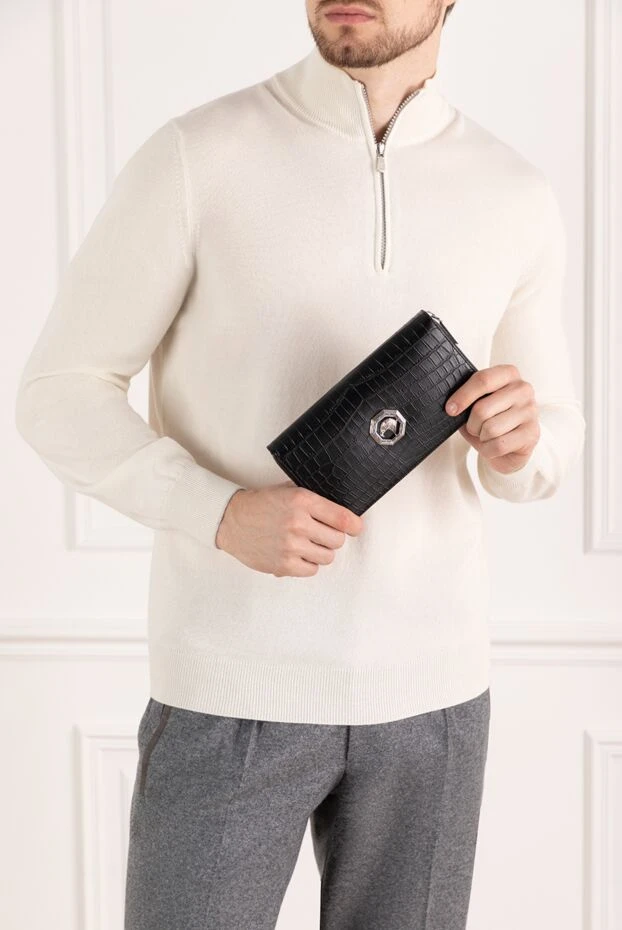 Wallet with a zipper made of crocodile leather for men - photo 2
