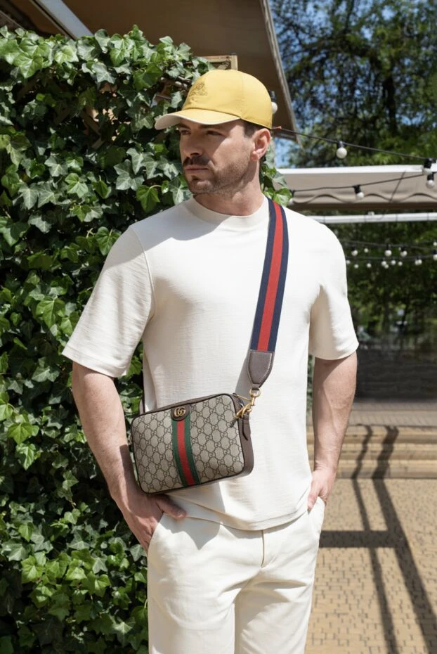 Gucci маленькая сумка через плечо ophidia бежевая 185226 - фото 3