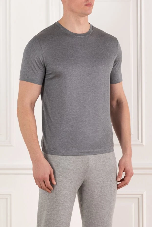 Cesare di Napoli серая футболка из эластичного хлопкового трикотажа с лаконичным кроем 185338 - фото 3