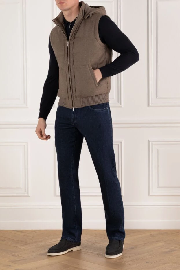 Enrico Mandelli кашемировый жилет мужской бежевый с капюшоном 185570 - фото 2