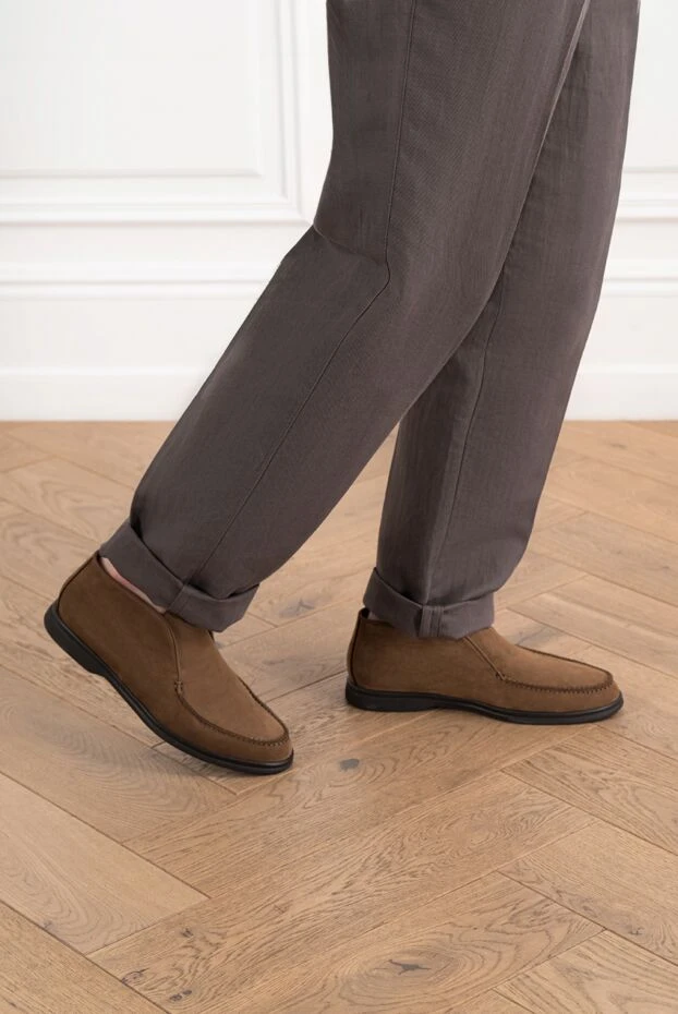 Corneliani мужские лоферы из коричневого нубука с минималистичной отделкой 186572 - фото 2