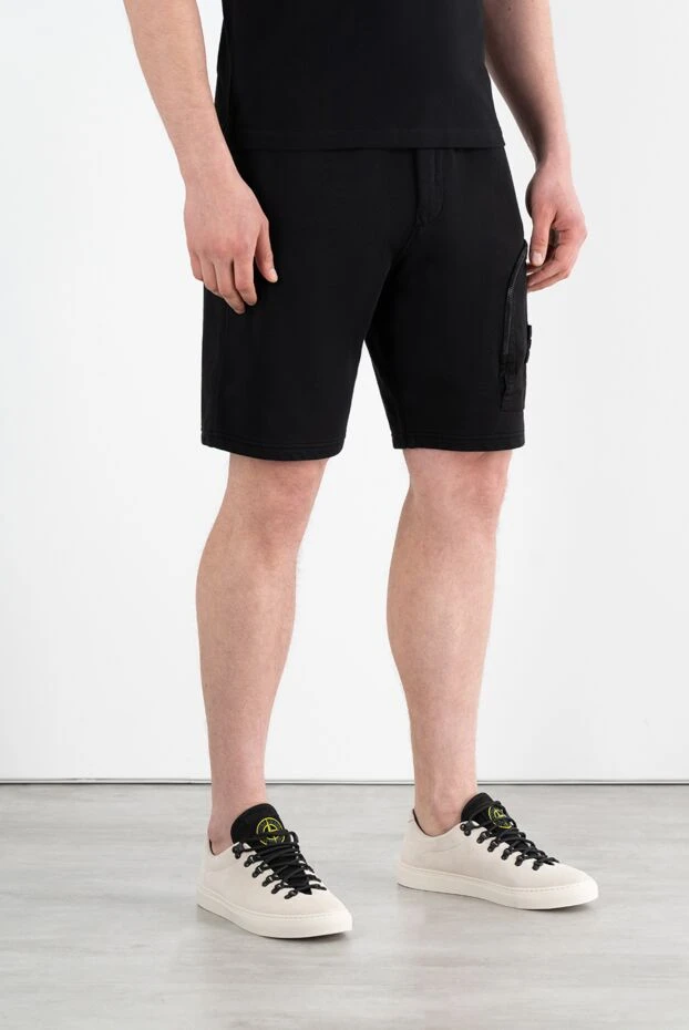 Stone Island черные шорты мужские с карманом на штанине и логотипом 186903 - фото 3