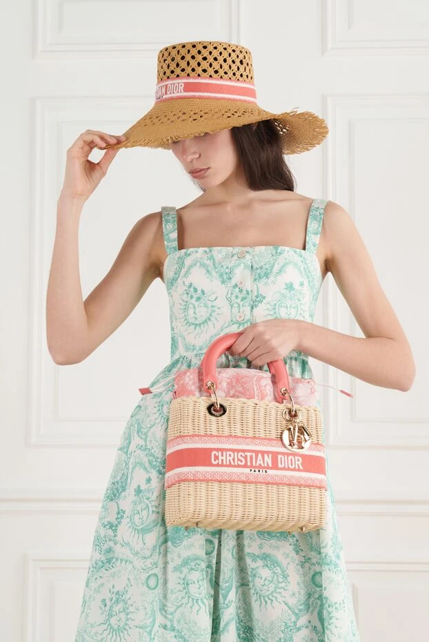 Women's woven bag with short handles and embroidery - photo 2