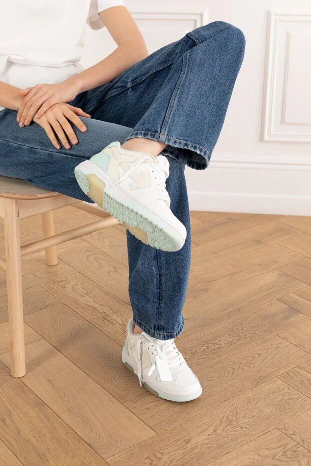 Off-White кроссовки out of office из кожи женские белые 187280 - фото 2
