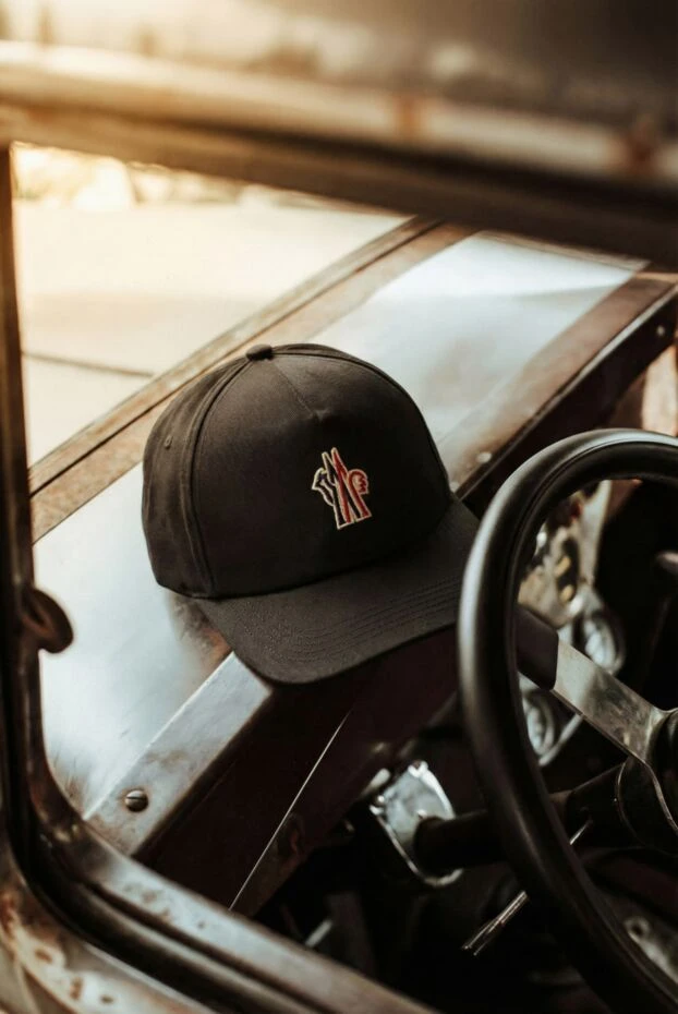 Moncler бейсболка из габардина мужская черная с логотипом 187359 - фото 2