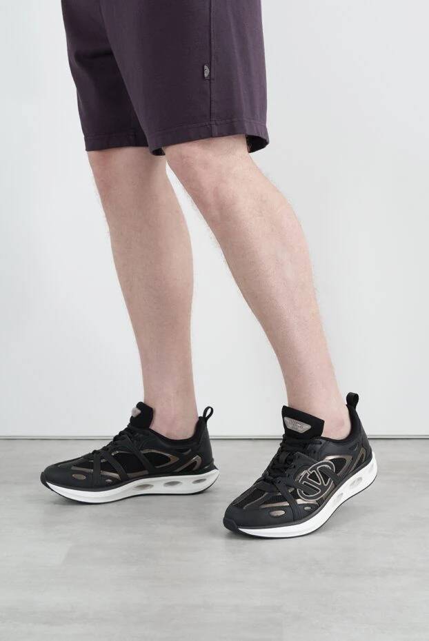 Valentino комбинированные кроссовки черные с контрастной подошвой 187372 - фото 2