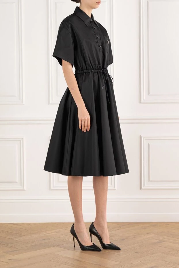 Prada платье миди из re-nylon черное с логотипом 187386 - фото 3